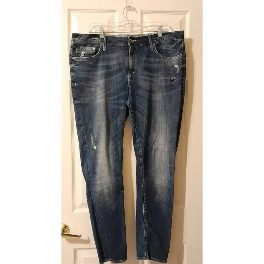& DENIM by H &M Distressed Boyfriend Jeans